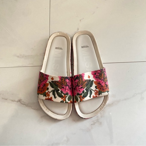 Women's 7 Melissa Floral Butterfly Beach Slides III - Picture 1 of 6